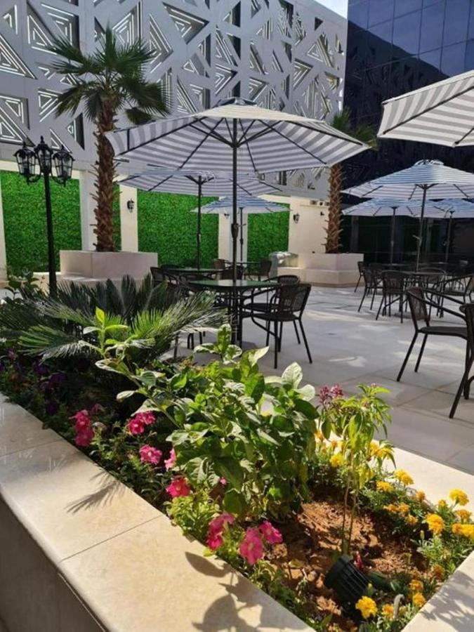 Sarwat Park Hotel Riyadh - Diplomatic Quarter Exterior photo